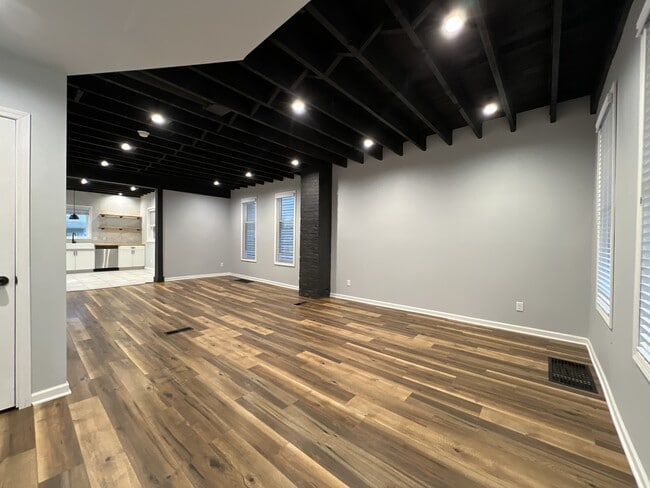 Building Photo - 2738 Jackson St