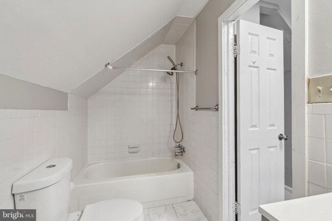 Building Photo - Experience the perfect blend of peaceful country charm and modern comfort in this beautifully ref...
