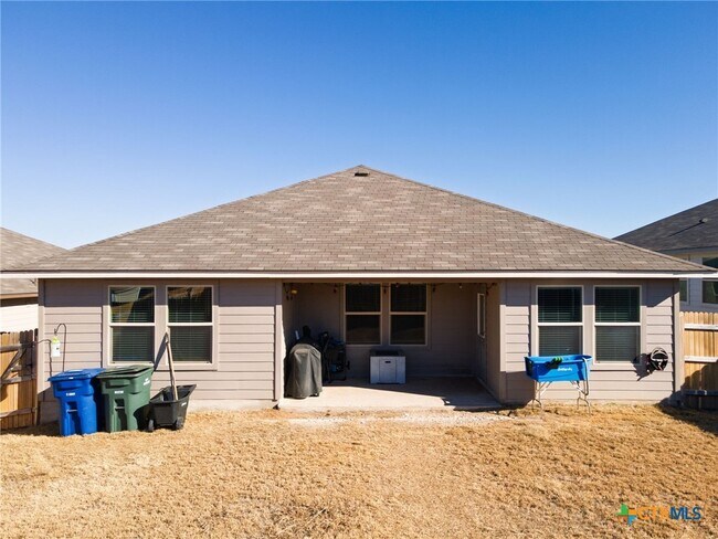 Building Photo - 2305 Merganser Dr