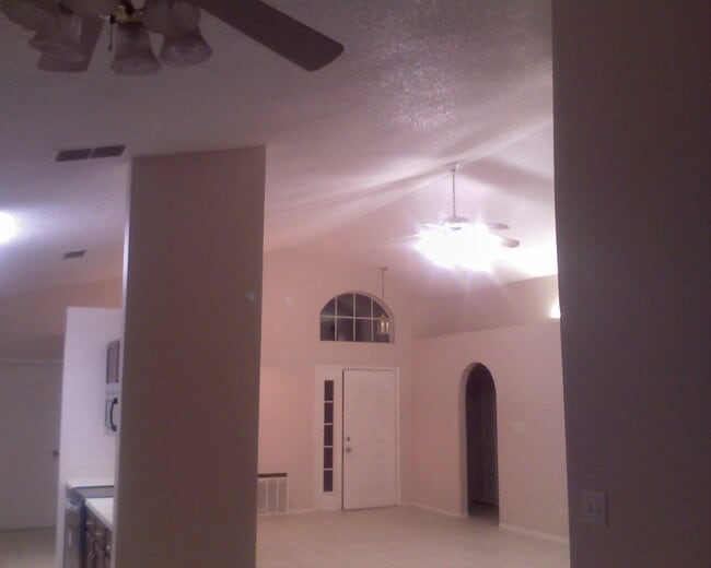 Building Photo - 1636 Boulder Creek Ct