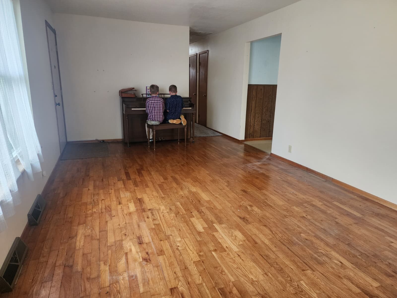 Formal Dining room - 1204 Prairie View Rd