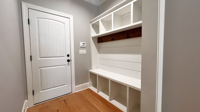 Building Photo - 4800 Brown Cat Cir