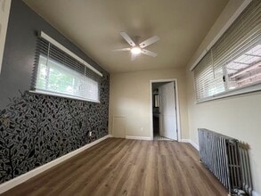 Building Photo - 39 S 13th St