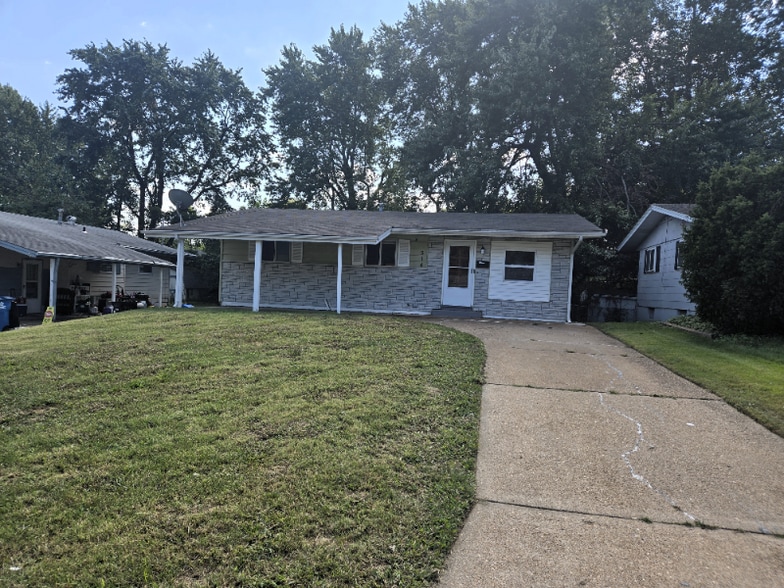 Primary Photo - 514 Banavie Dr