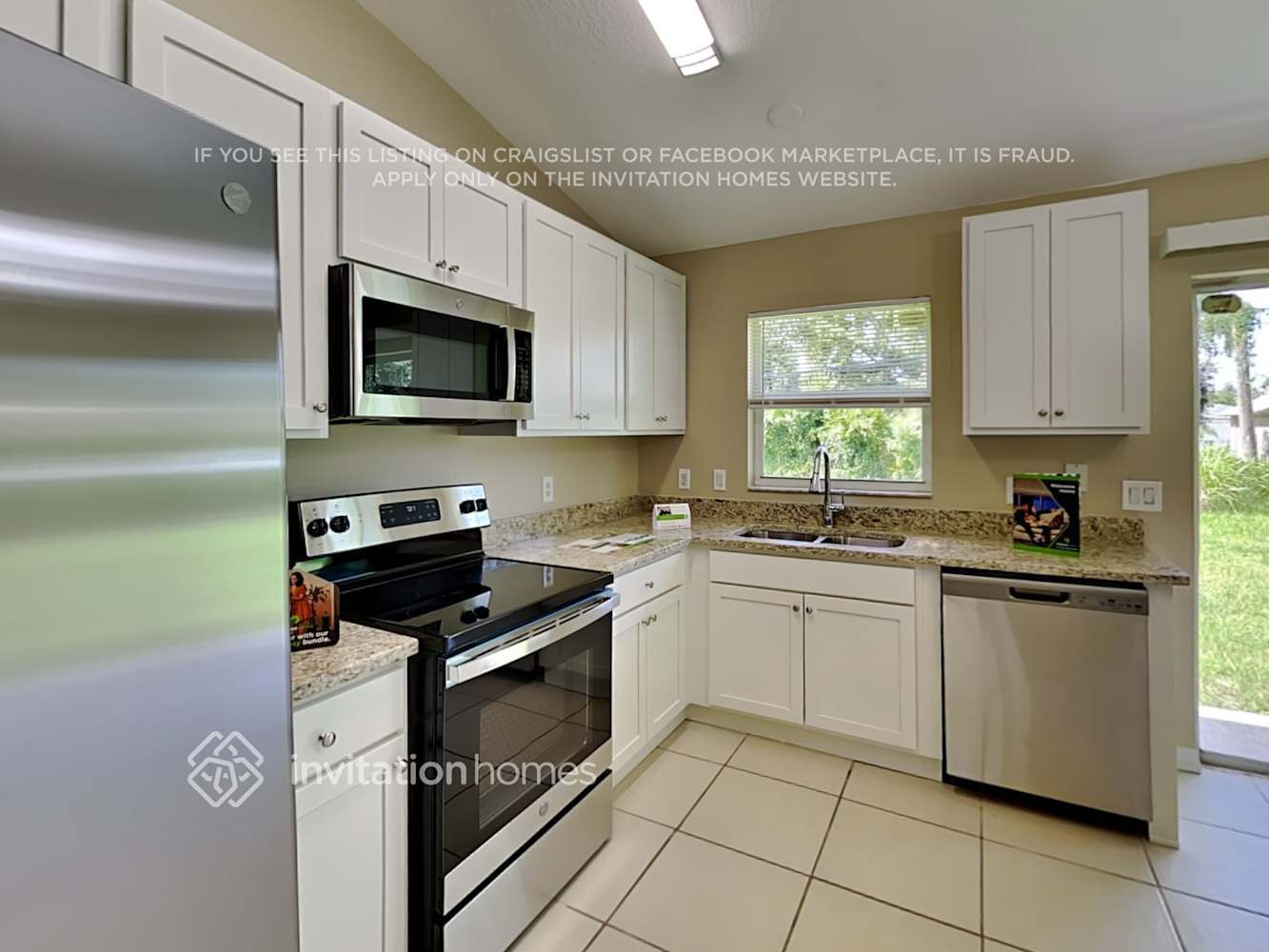 Building Photo - 4409 Palisades Ave