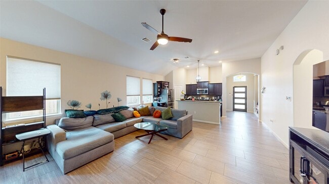 Building Photo - 14735 Garner Falls Trl