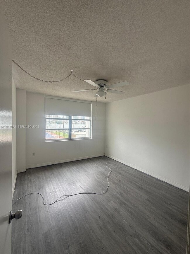 Building Photo - 2750 NE 183rd St