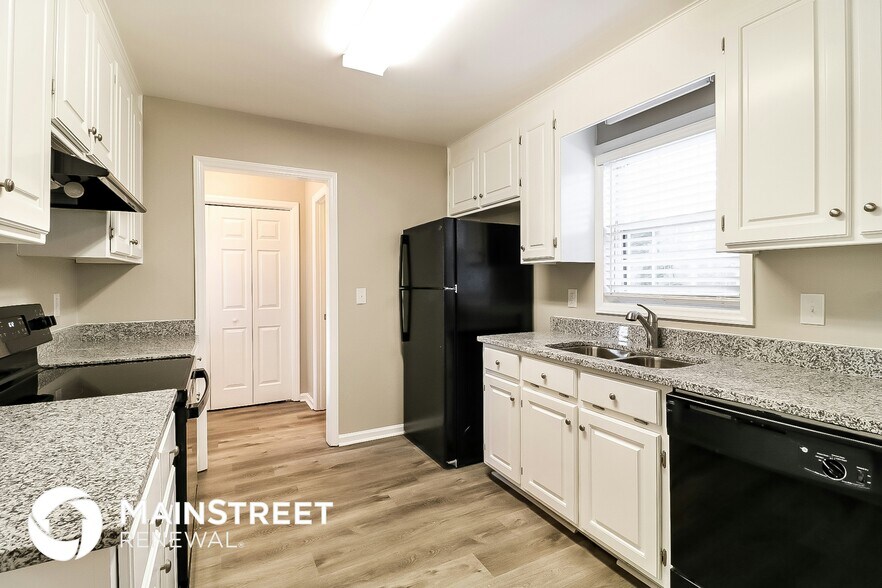 Building Photo - 109 Walnut Creek Dr