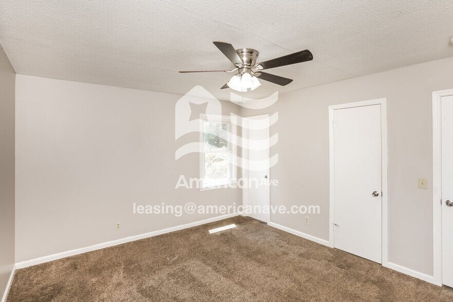 Building Photo - 1629 Breeland St