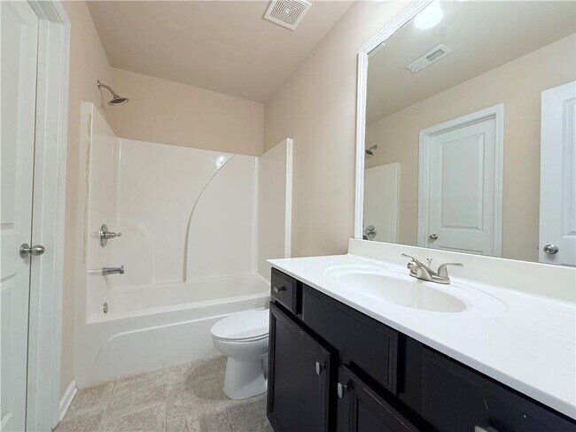Building Photo - 338 Privet Cir