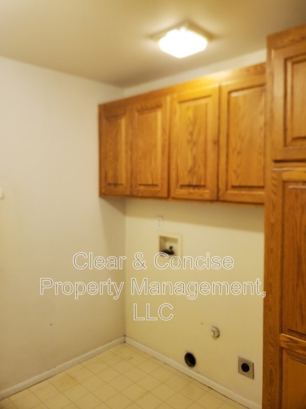 Building Photo - 3611 Berkshire St