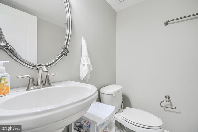 Building Photo - 432 Grand St