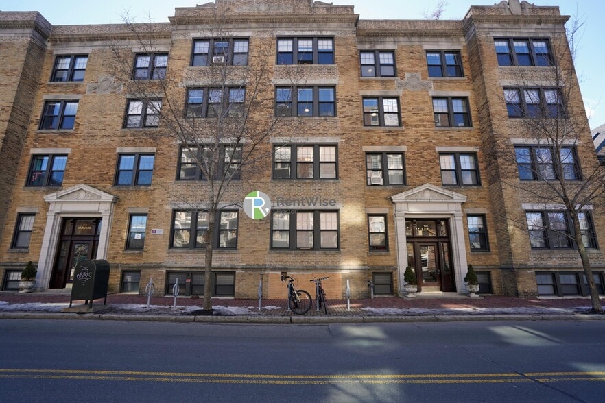 Building Photo - 294 Harvard St