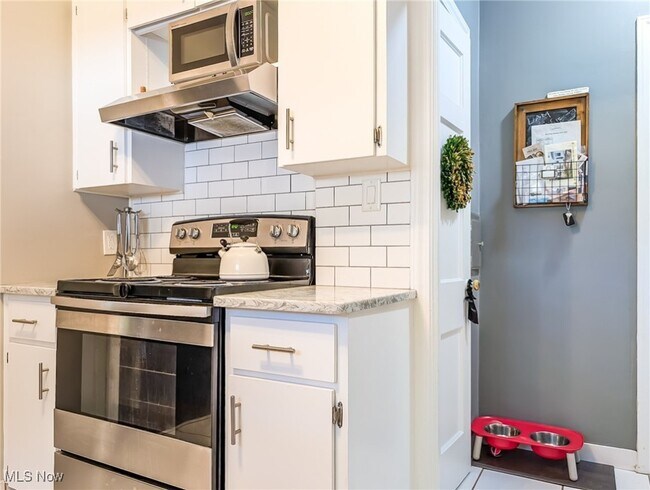 Building Photo - 4117 Silsby Rd