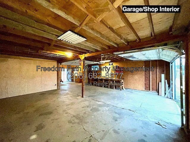 Building Photo - 120 N Main St