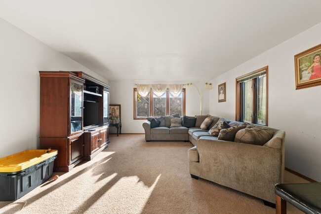 Building Photo - 507 Bayfield Dr