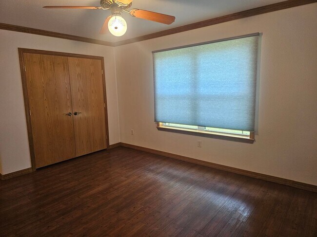 Building Photo - 1316 Brown Rd