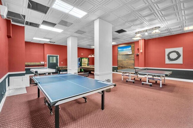 Building Photo - 230 174th St