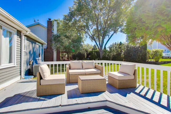 Building Photo - 141 Rumsey Pl