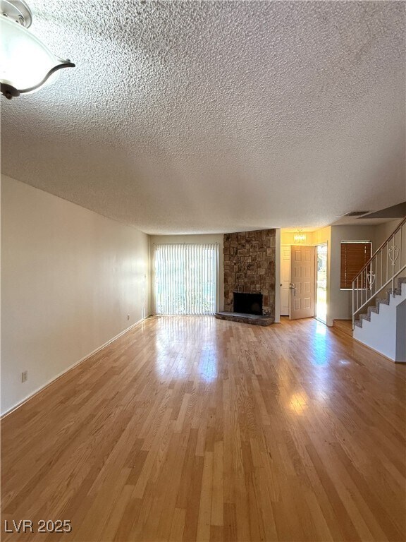 Building Photo - 3367 Reka St