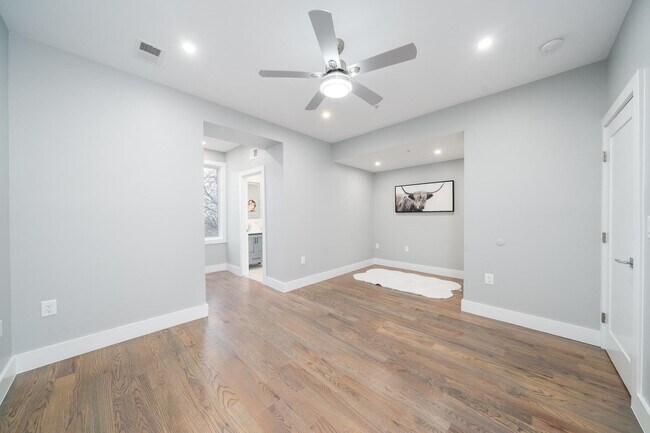 Building Photo - 195 Liberty Ave