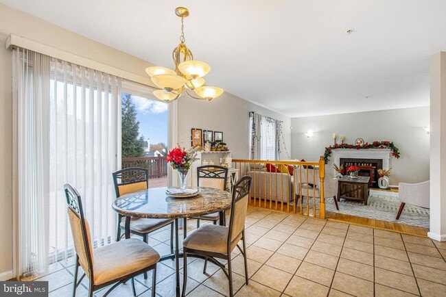 Building Photo - 11809 Old Fort Rd