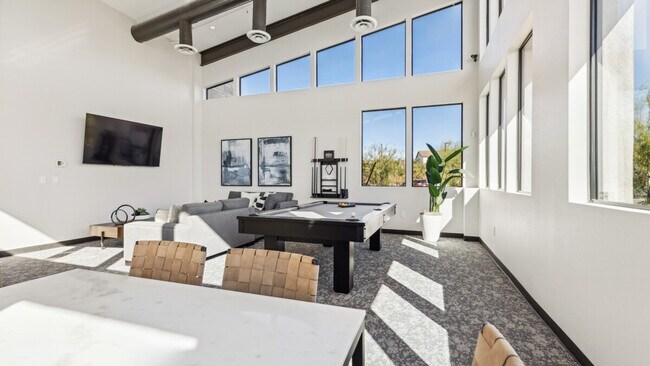 Building Photo - 5972 E Sinclair St