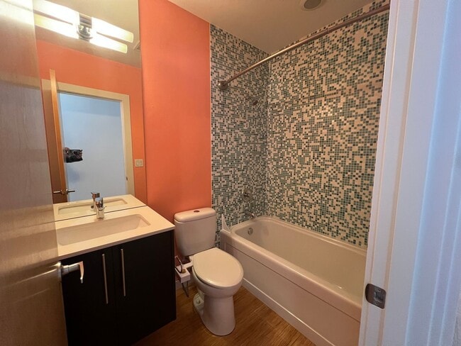 Building Photo - Beautiful Modern House near Columbia City in Seattle