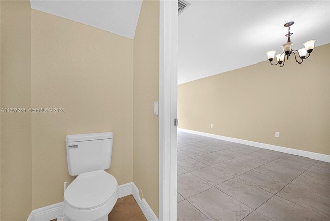 Building Photo - 4930 S University Dr