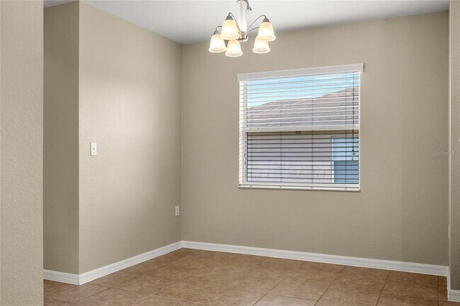 Building Photo - 5646 Great Egret Dr
