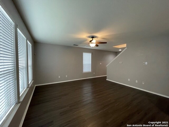 Building Photo - 3707 Villa Rey