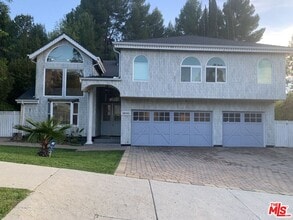 Building Photo - 18162 Sweet Elm Dr