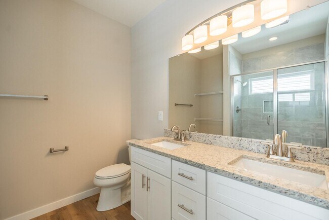 Building Photo - 124 Woodland Dr