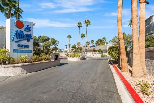 Building Photo - 6250 W Flamingo Rd