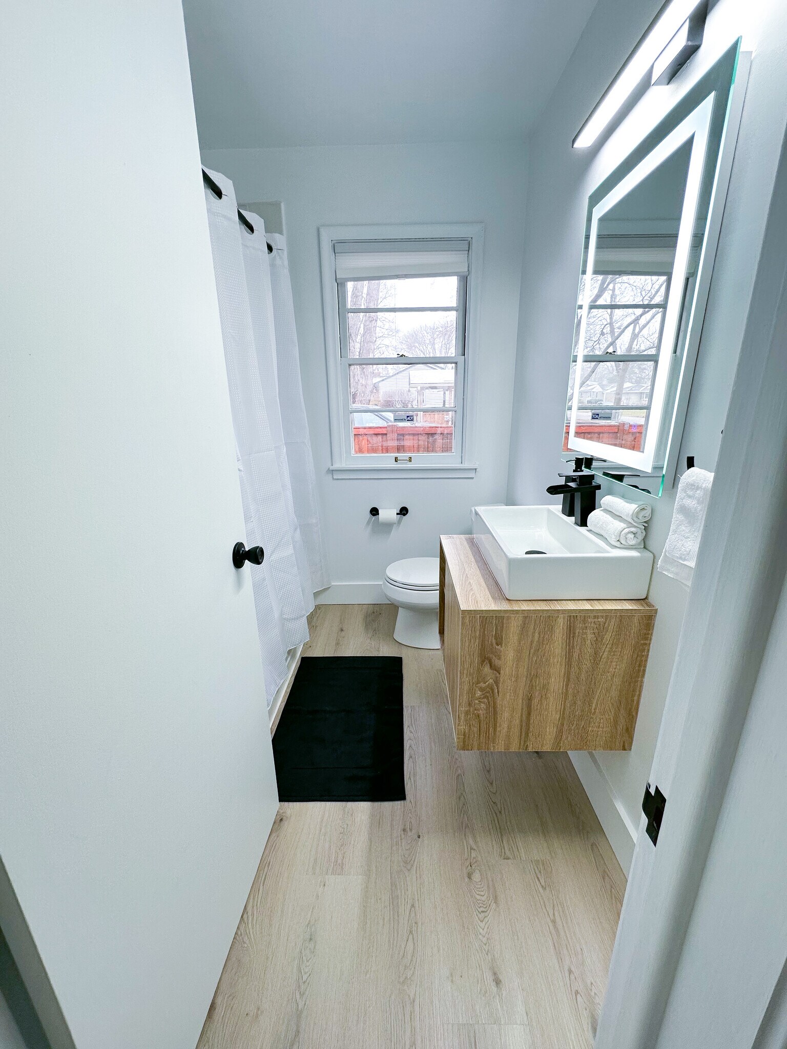 Building Photo - 7000 Park Ave