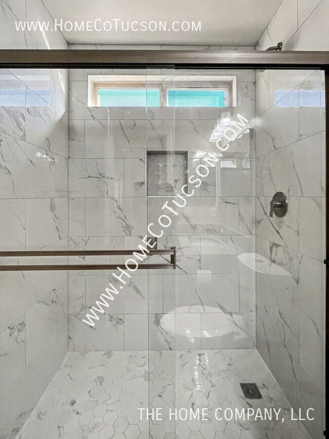 Building Photo - 12317 N Kylene Canyon Dr