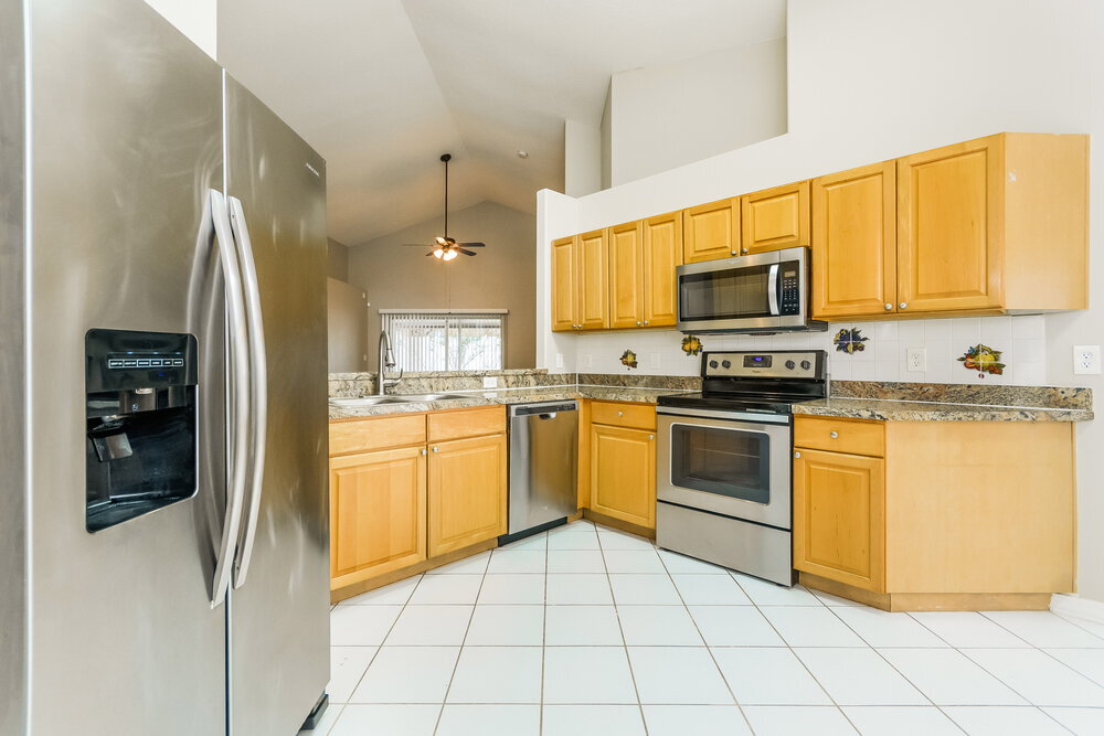 Building Photo - 1718 Putney Cir
