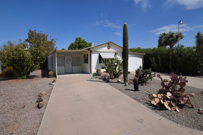 Building Photo - Prime Mesa location, 3 bed 2 bath home.