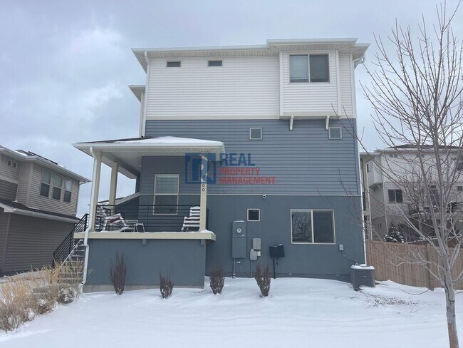 Building Photo - 3700 Celestial Ave