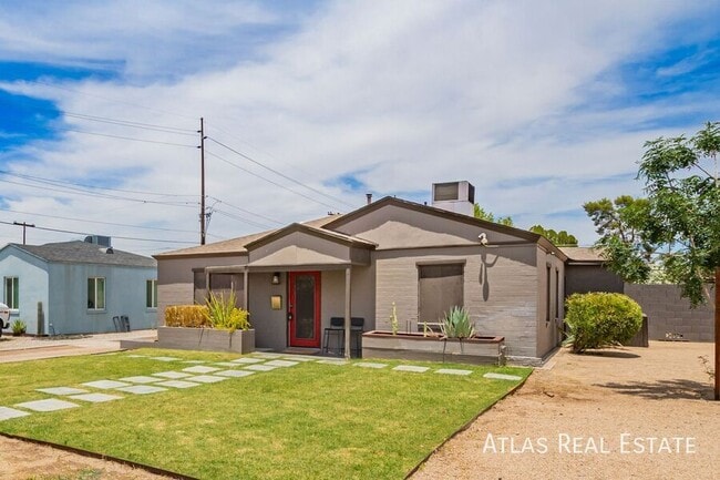 Building Photo - 224 W Montecito Ave