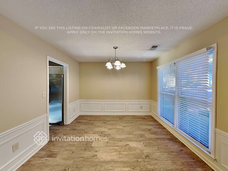 Building Photo - 2985 Binghampton Ln