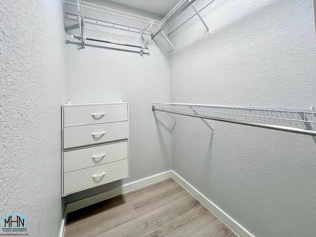 Building Photo - 4 - Bedroom 2.5 - Bath 2 Storey Home, The Epitome of Modern Living Combined with Timeless Charm!