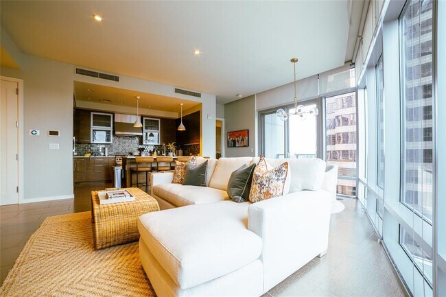 Building Photo - 200 Congress Ave