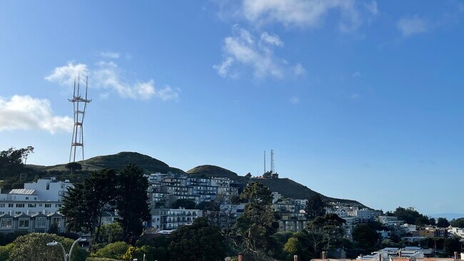 Twin peaks and Sutro Tower from front balcony - 5074 Diamond Heights Blvd