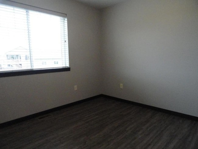 Building Photo - 1515 Ohana Ave