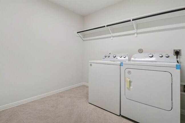 Building Photo - 18203 Lilac Woods Trl