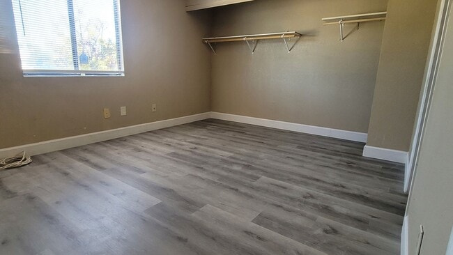 Building Photo - Affordable, Beauty, and Spacious 2Bed 2Bat...