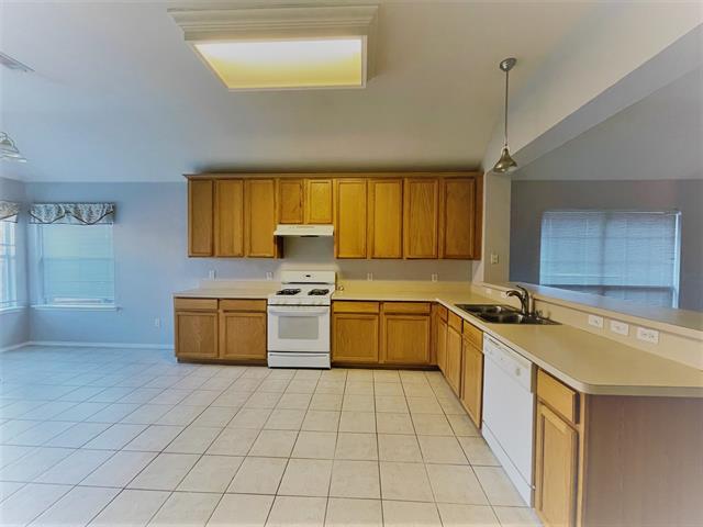 Building Photo - 5405 Mohawk Ct