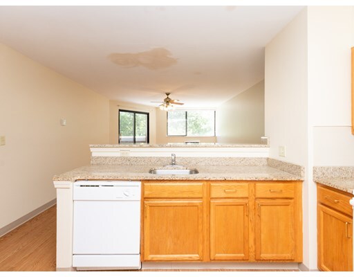 Building Photo - 151 Hallet St