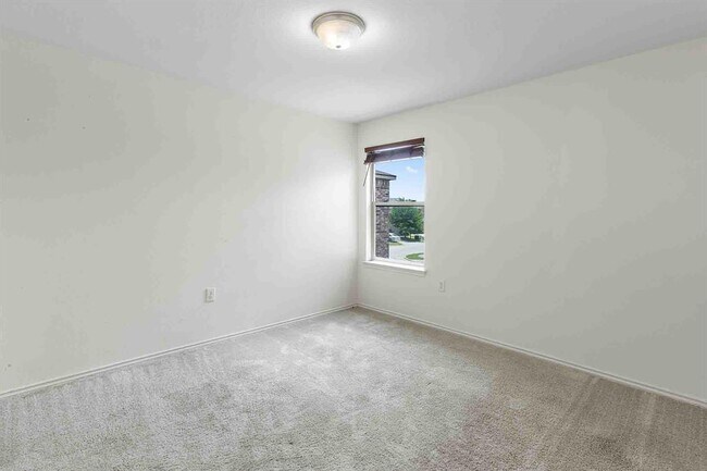 Building Photo - 11012 Culzean Dr
